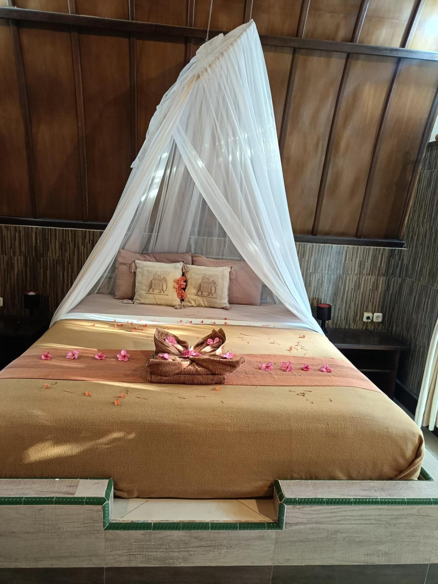 Noby Gili Cottages Gili Meno Exterior photo